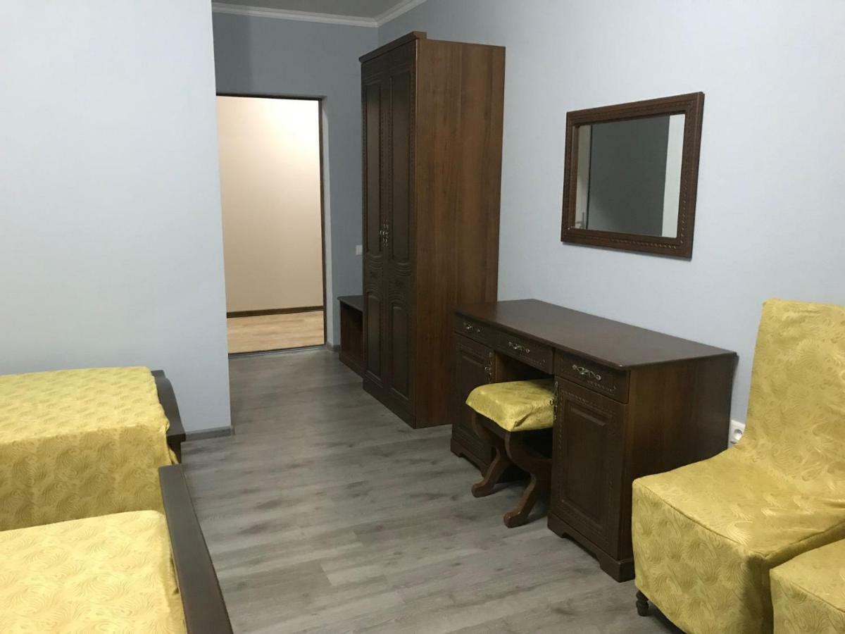 Gudauta Hotell Exteriör bild