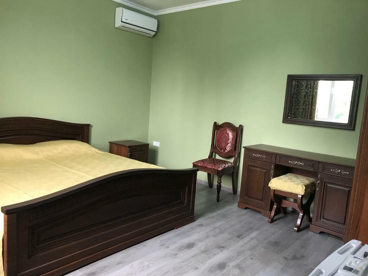 Gudauta Hotell Exteriör bild