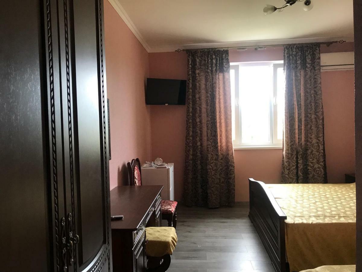 Gudauta Hotell Exteriör bild
